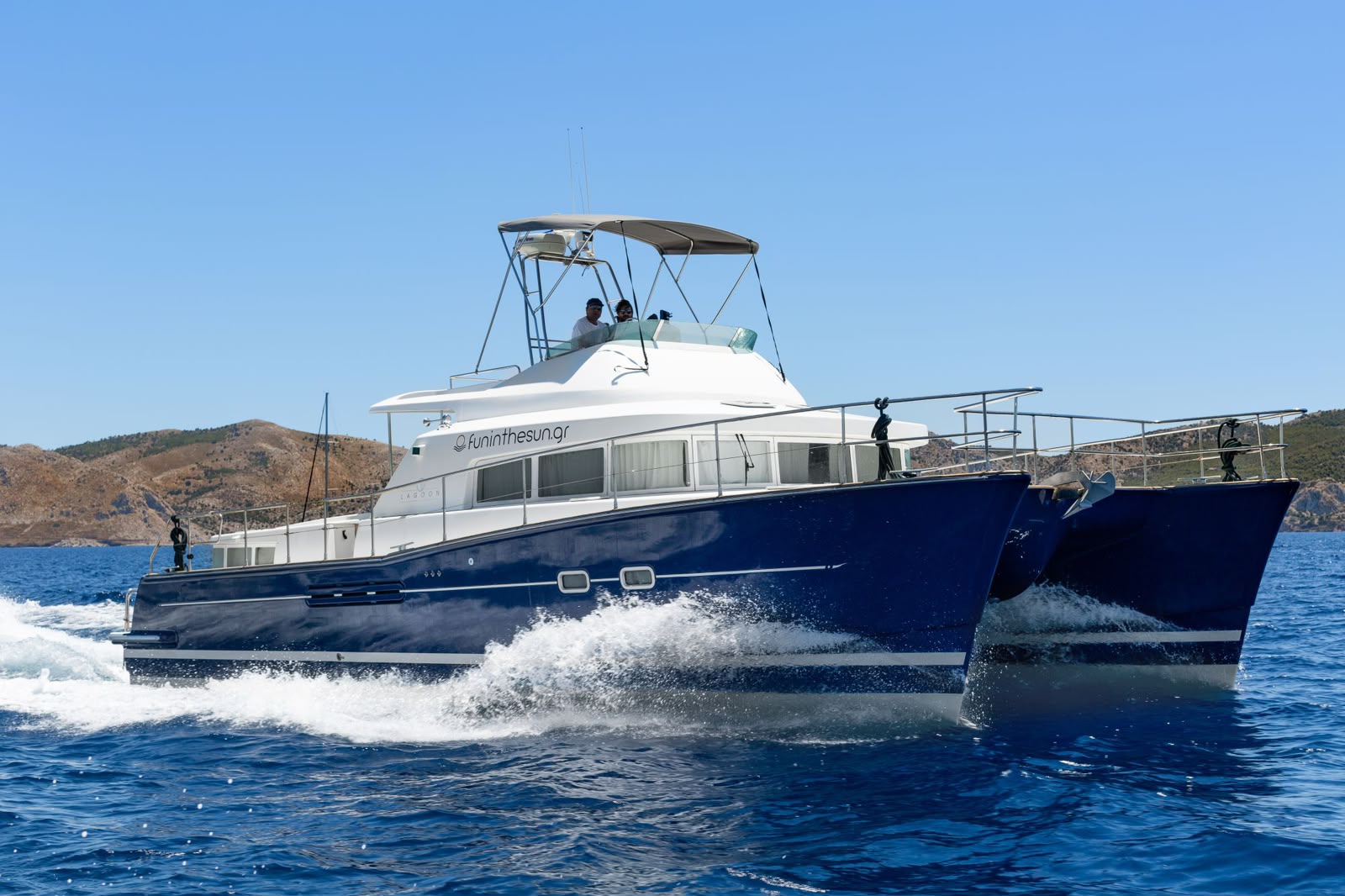 Private Catamaran Cruise from Ormos Panagias to Blue Lagoon & Diaporos Island